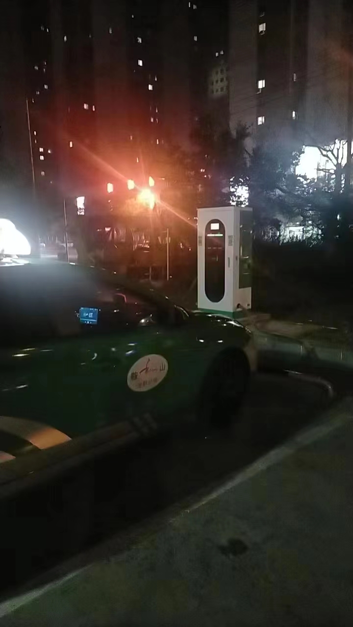 120KW遼寧鞍山充電樁完工-汽車充電樁_充電樁生產(chǎn)_充電樁廠家_深圳耀萊充新能源科技有限公司