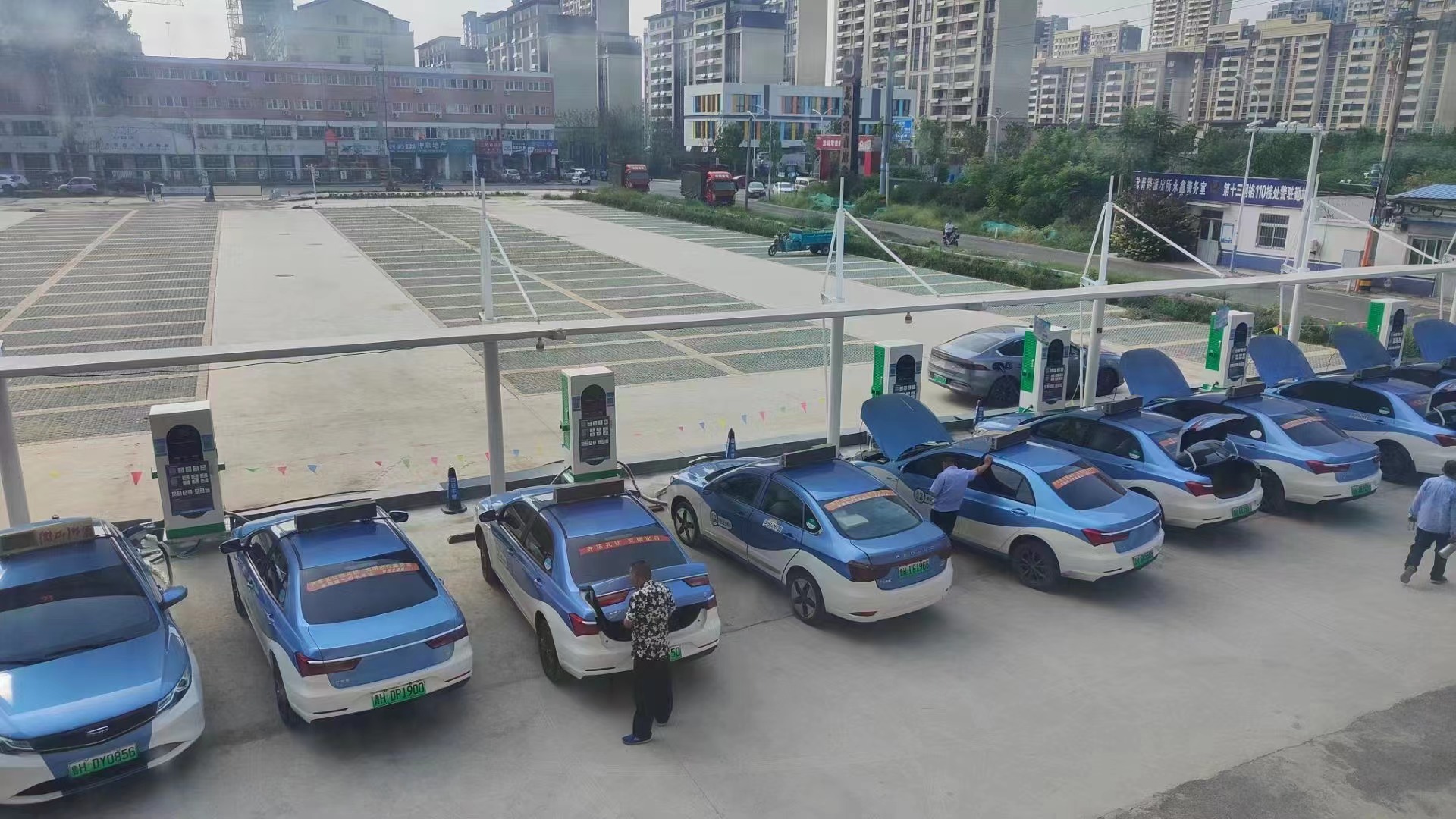 充電樁的建設運營-汽車充電樁_充電樁生產(chǎn)_充電樁廠家_深圳耀萊充新能源科技有限公司